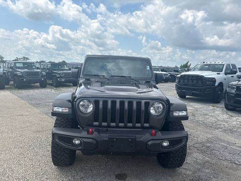 Used 2020 Jeep Wrangler Unlimited Rubicon w/ Cold Weather Group AWD/4WD image 2