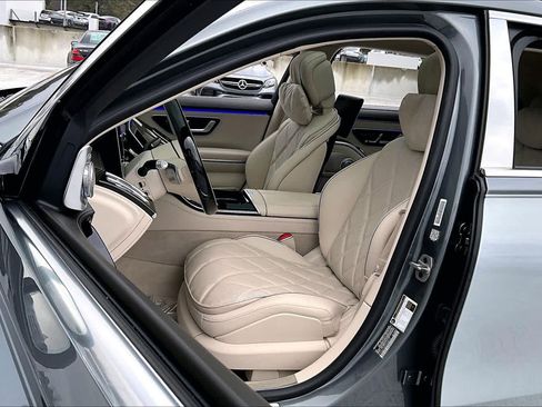 Used 2024 Mercedes-Benz Maybach S 580 Maybach S 580 image 7
