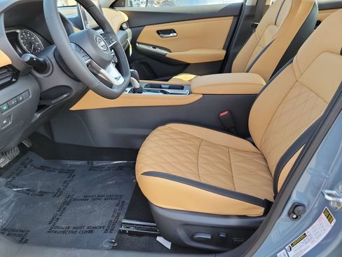 New 2025 Nissan Sentra SV w/ SV Premium Package image 12