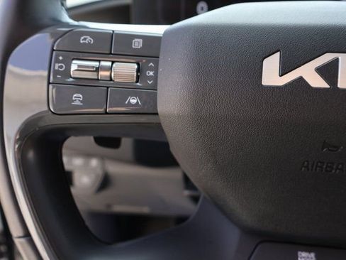 Used 2024 Kia EV9 Light image 33