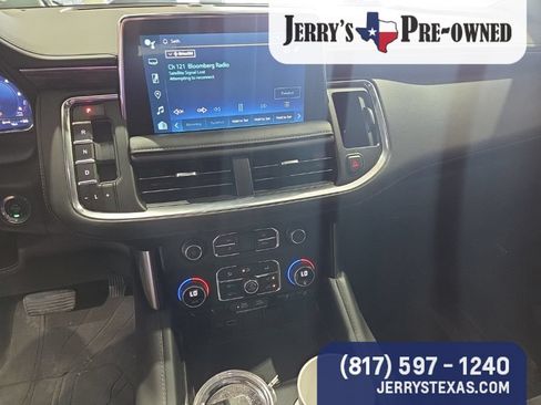 Used 2023 Chevrolet Suburban LT w/ LT Signature Package RWD image 10