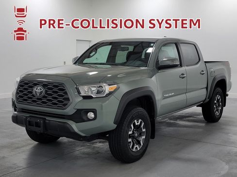 Certified 2023 Toyota Tacoma TRD Off-Road AWD/4WD image 4