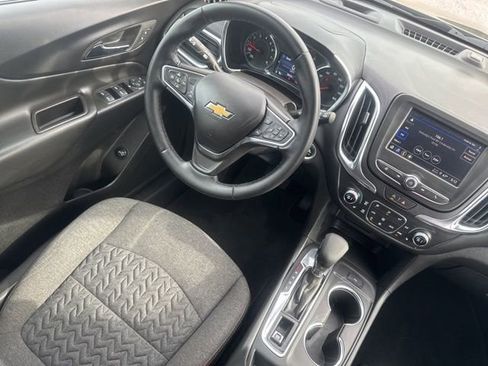 Used 2024 Chevrolet Equinox LT AWD/4WD image 34