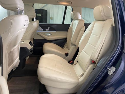 Used 2020 Mercedes-Benz GLS 450 4MATIC image 14