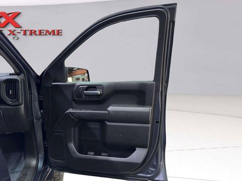 Used 2021 Chevrolet Silverado 1500 Custom Trail Boss w/ LPO, Dark Essentials Package image 51