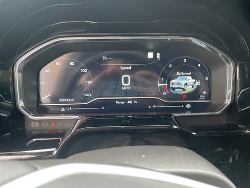 Used 2023 GMC Sierra 1500 SLT w/ SLT Premium Package image 28