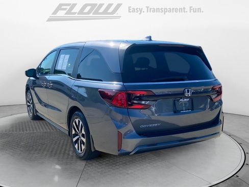 Certified 2026 Honda Odyssey EX-L image 6