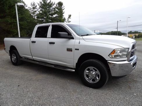 Used 2012 RAM 2500 ST w/ Chrome Appearance Group AWD/4WD image 7
