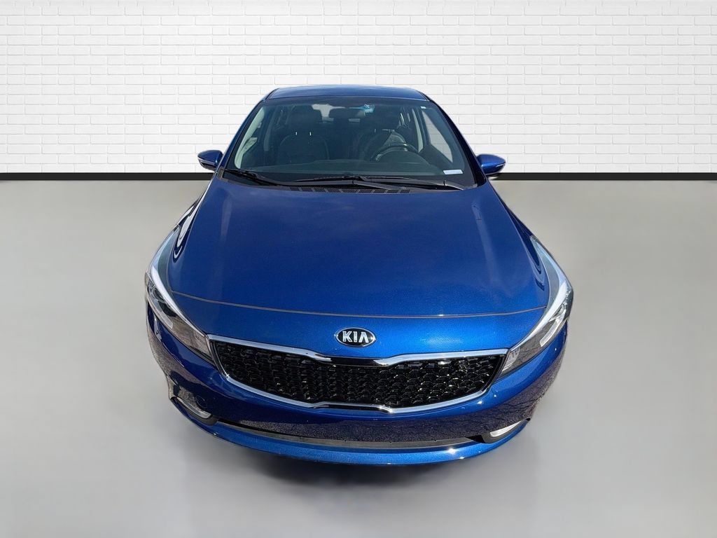 Used 2017 Kia Forte EX FWD image 2