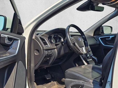 Used 2016 Volvo XC60 T5 Platinum AWD/4WD image 20