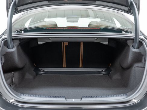 New 2026 Mercedes-Benz E 450 4MATIC Sedan image 10