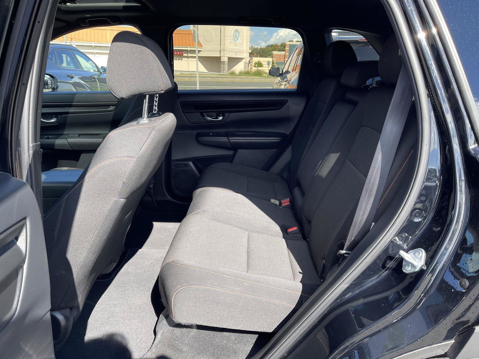 Used 2023 Honda CR-V Sport image 14