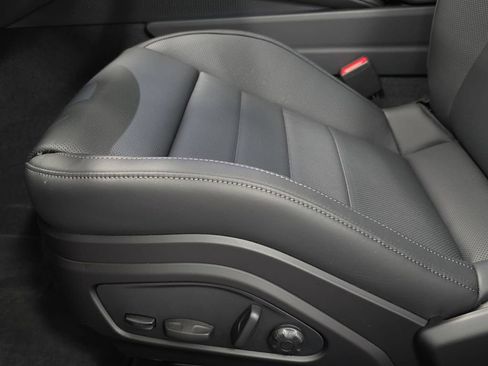 New 2026 Porsche Panamera GTS AWD/4WD image 25