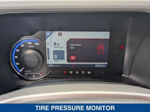 Certified 2023 Ford Bronco Badlands w/ Sasquatch Package AWD/4WD image 16