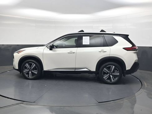 Used 2023 Nissan Rogue SL w/ SL Premium Package FWD image 12