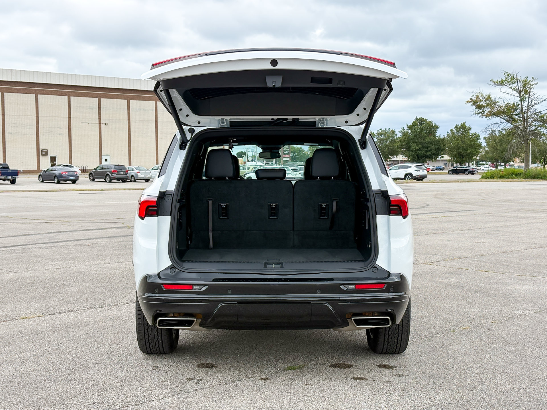 Used 2026 Buick Enclave Sport Touring FWD image 32