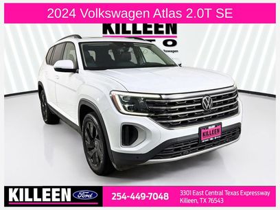 Used 2024 Volkswagen Atlas SE w/ Panoramic Sunroof Package