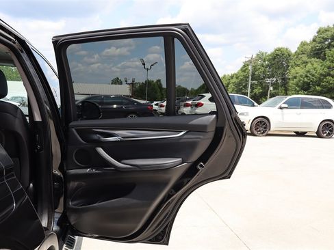 Used 2015 BMW X5 xDrive35d AWD/4WD image 40