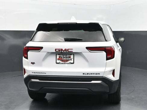 Used 2026 GMC Terrain Elevation FWD image 5