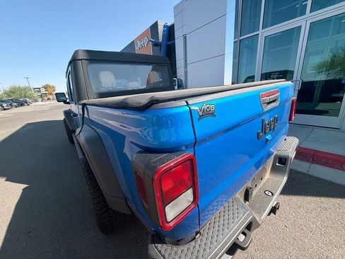 Used 2022 Jeep Gladiator Sport AWD/4WD image 17