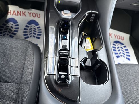 Used 2024 Toyota Crown XLE image 20