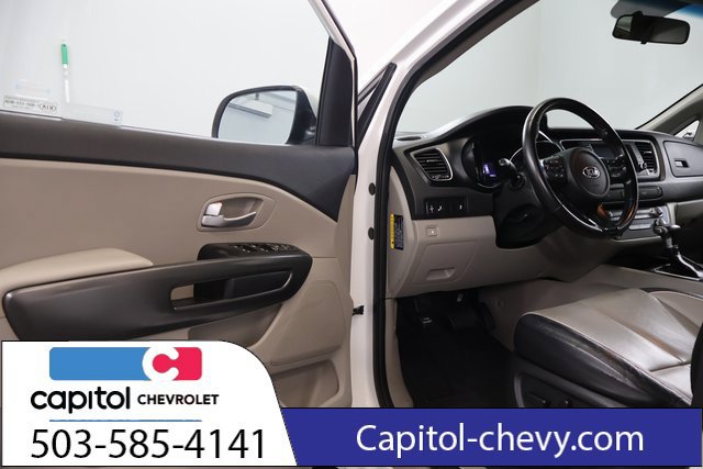 Used 2019 Kia Sedona EX FWD image 9