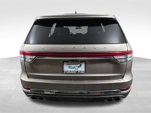 Used 2020 Lincoln Aviator Reserve w/ Equipment Group 202A AWD/4WD image 6