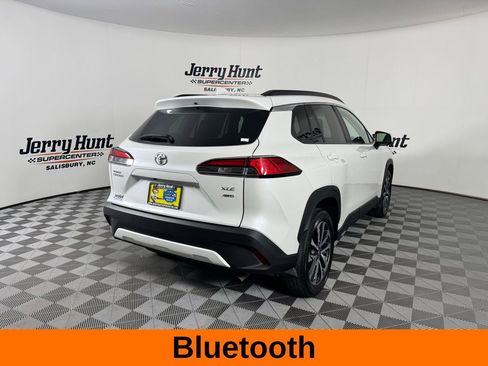 Used 2024 Toyota Corolla Cross XLE w/ Convenience Package AWD/4WD image 7