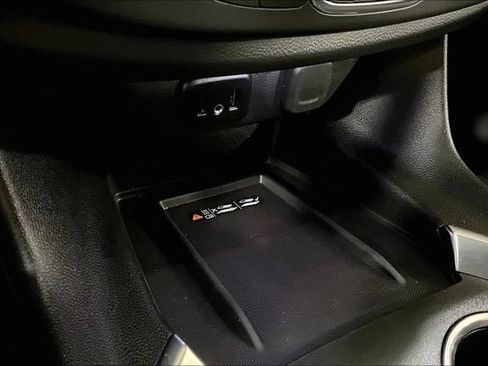 Certified 2023 Chevrolet Traverse LT w/ LPO, Floor Liner Package AWD/4WD image 24