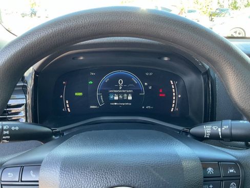 Used 2025 Toyota Camry LE FWD image 19