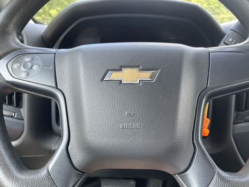 Used 2019 Chevrolet Silverado 2500 W/T w/ Snow Plow Prep Package AWD/4WD image 10