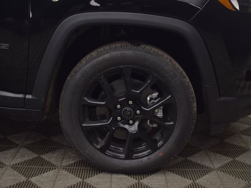 New 2026 Jeep Compass Latitude image 7