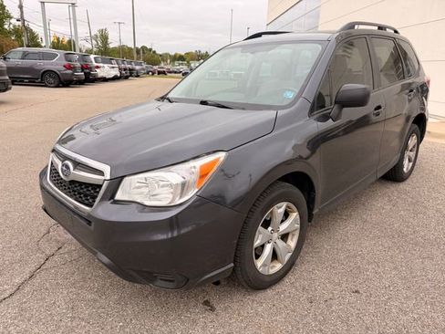 Used 2015 Subaru Forester 2.5i w/ Alloy Wheel Package AWD/4WD image 3