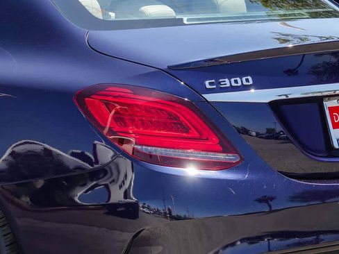 Used 2021 Mercedes-Benz C 300 Sedan image 7