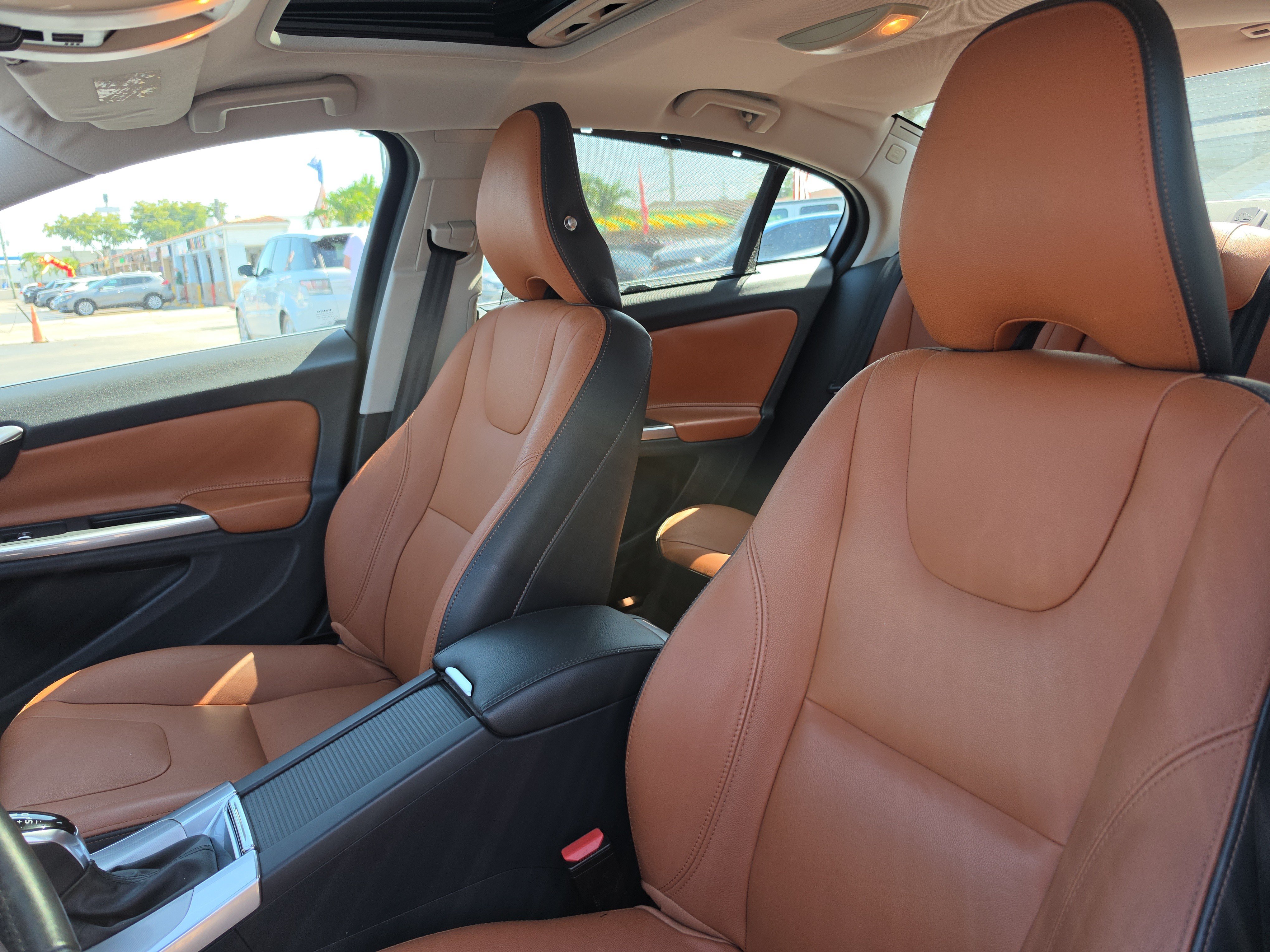 Used 2018 Volvo S60 T5 Inscription FWD image 22