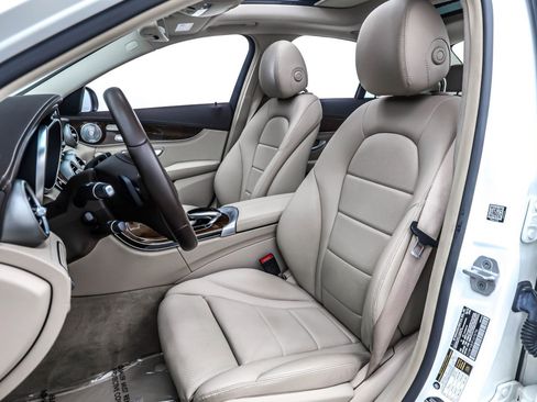 Used 2015 Mercedes-Benz C 300 Sedan image 16