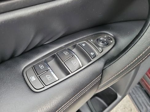 Used 2023 Nissan Armada Platinum w/ Captain's Chairs Package image 19