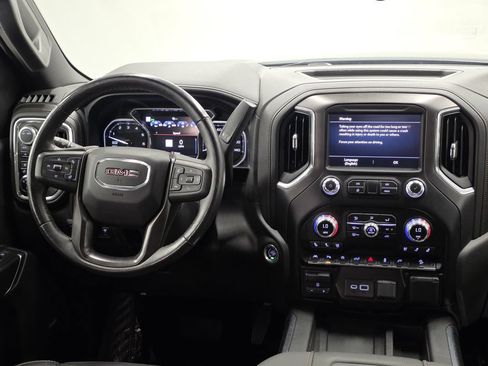 Used 2020 GMC Sierra 1500 AT4 w/ AT4 Premium Package AWD/4WD image 17