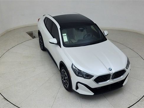 Used 2025 BMW X2 xDrive28i image 75