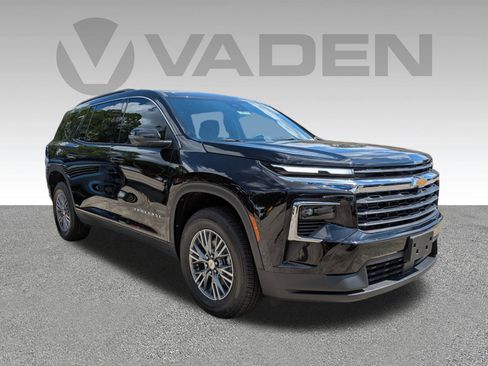 New 2025 Chevrolet Traverse LT w/ Enhanced Driving Package image 28