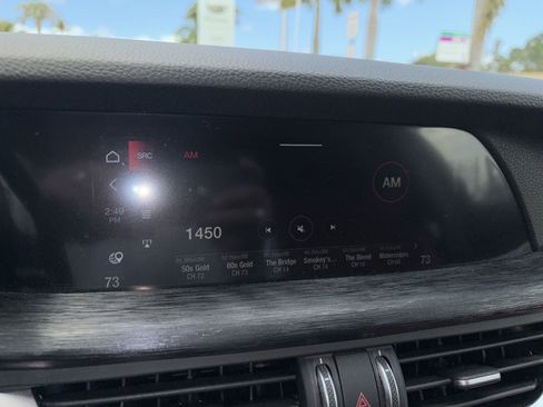 Used 2020 Alfa Romeo Stelvio RWD image 13