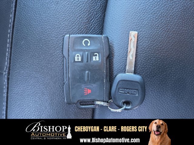 Used 2022 GMC Canyon Elevation w/ Elevation Premium Package AWD/4WD image 9