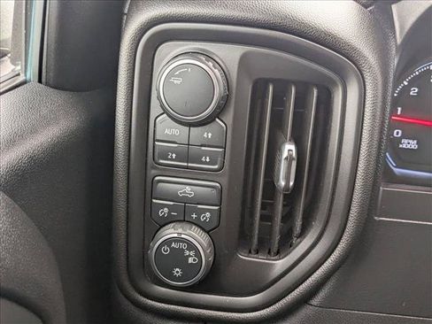Used 2020 Chevrolet Silverado 1500 Custom Trail Boss w/ Custom Convenience Package AWD/4WD image 11