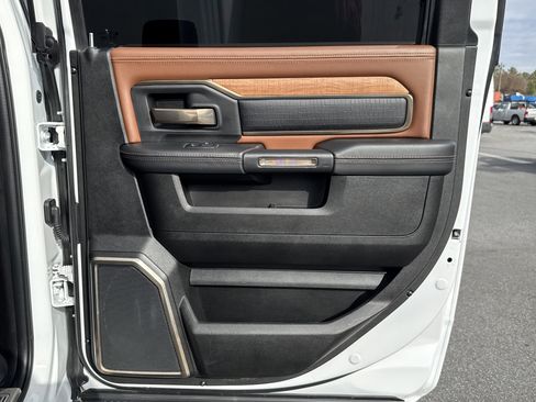 Used 2023 RAM 2500 Limited image 21