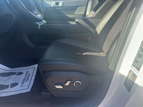 Used 2024 Hyundai Santa Fe SEL image 13