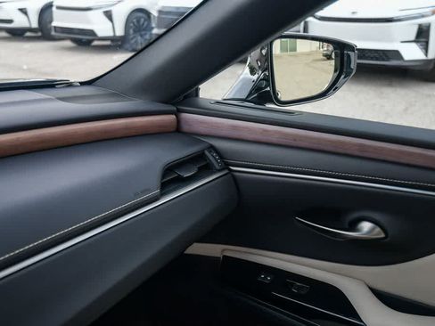 Used 2024 Lexus ES 350 w/ Premium Package FWD image 21