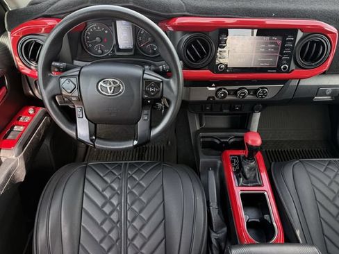 Used 2022 Toyota Tacoma SR RWD image 12