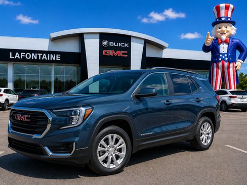 Used 2024 GMC Terrain SLE w/ Driver Convenience Package FWD image 1