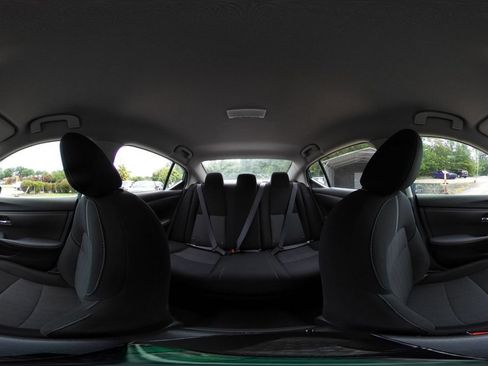 Used 2025 Nissan Sentra SV FWD image 38