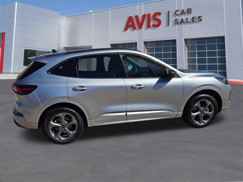 Used 2024 Ford Escape ST-Line image 7
